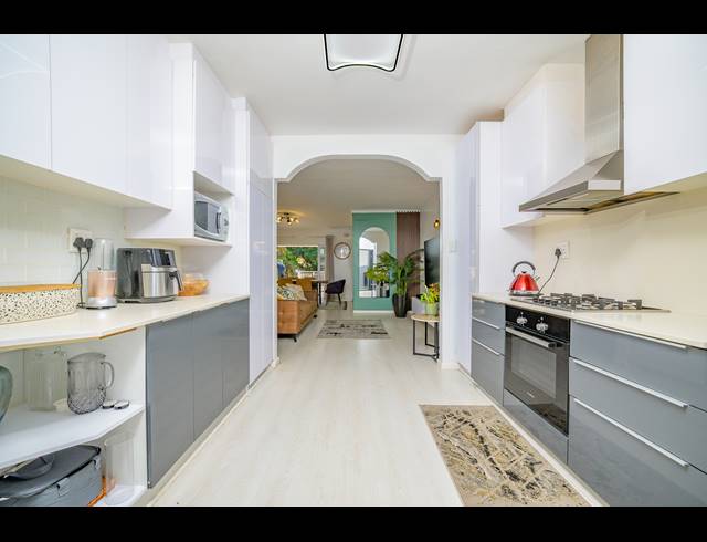 3 BEDROOM DUPLEX FOR SALE IN MALVERN